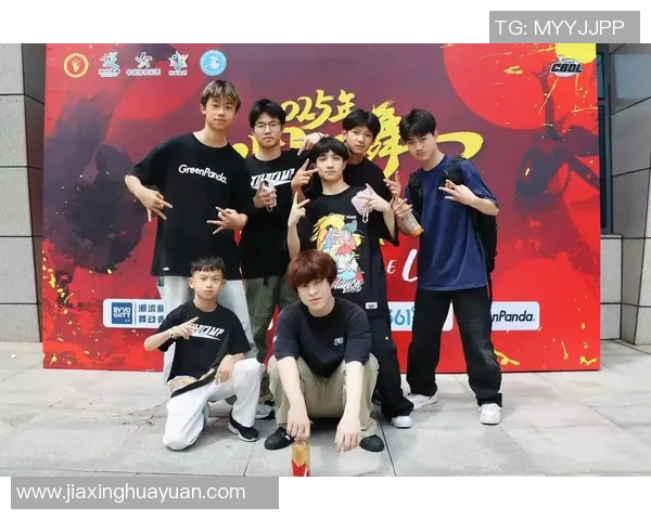 南京街舞队灵活性创新高引领全国街舞新潮流