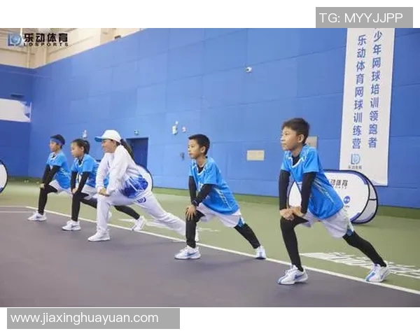 聚焦网球:探讨上海网球队如何通过团队协作提升竞技水平与凝聚力